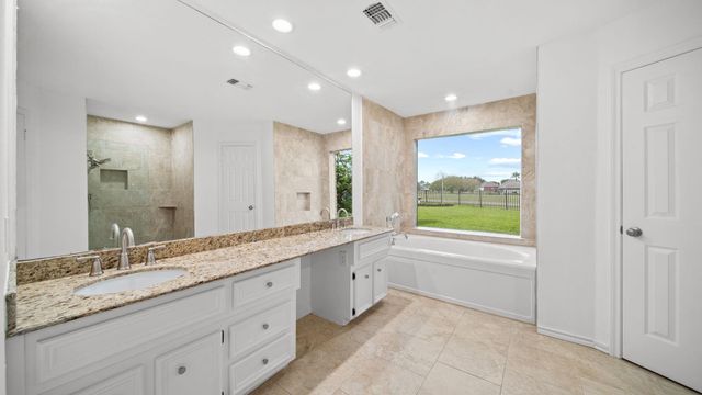 2701 Saint Andrews Place, League City, TX 77573