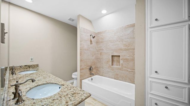 2701 Saint Andrews Place, League City, TX 77573