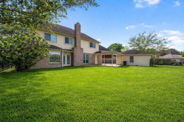 2701 Saint Andrews Place, League City, TX 77573