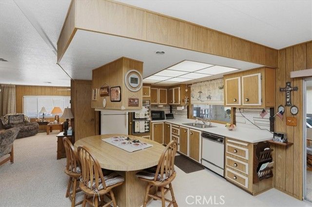 9391 California Avenue 79, Riverside, CA 92503