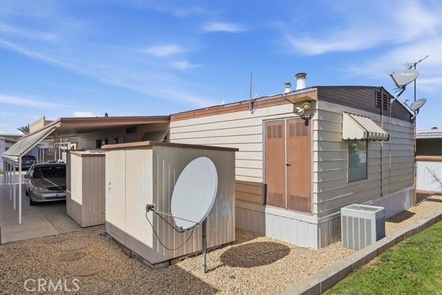 9391 California Avenue 79, Riverside, CA 92503