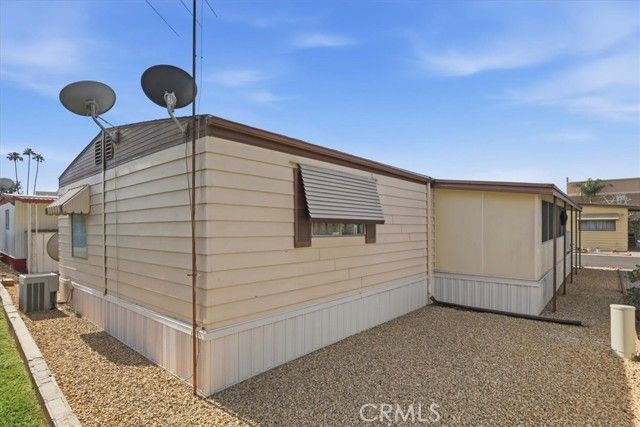 9391 California Avenue 79, Riverside, CA 92503