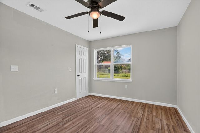 2007 SE 21st Avenue, Mineral Wells, TX 76067