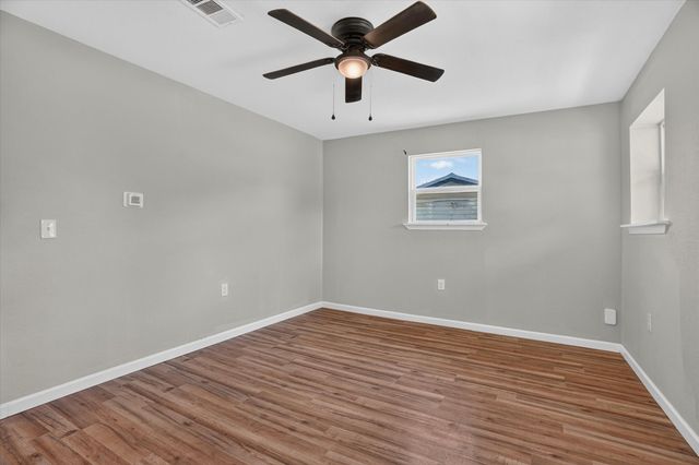 2007 SE 21st Avenue, Mineral Wells, TX 76067