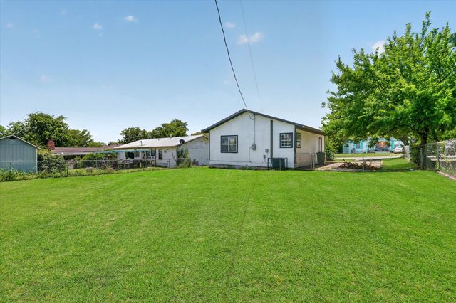 2007 SE 21st Avenue, Mineral Wells, TX 76067