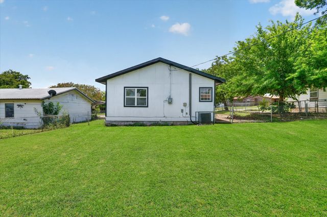 2007 SE 21st Avenue, Mineral Wells, TX 76067