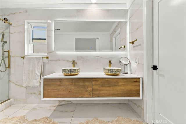 1690 Stoddard Avenue, Thousand Oaks, CA 91360
