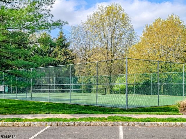 404 Azalea Ter, Branchburg Twp., NJ 08876