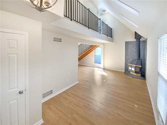 949 Bobcat SE Court, Marietta, GA 30067