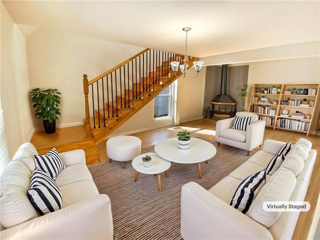 949 Bobcat SE Court, Marietta, GA 30067