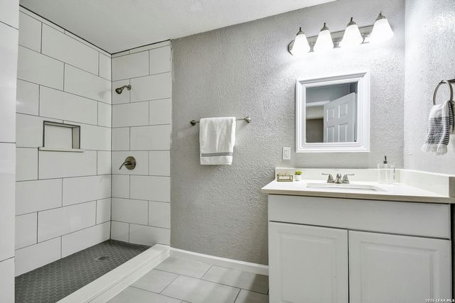 5310 Shadow Lake, San Antonio, TX 78244