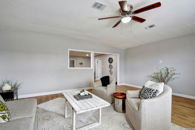 5310 Shadow Lake, San Antonio, TX 78244