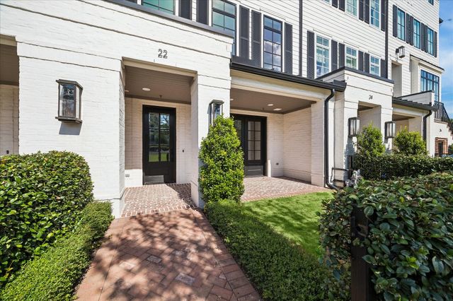 22 Crain Square Boulevard, Southside Place, TX 77025