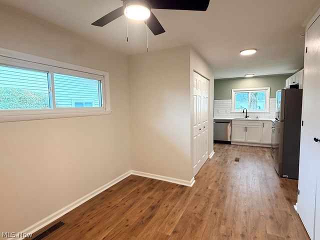 3086 Greenfield, Warren, OH 44485