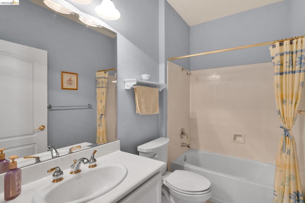 Image 36 of property listing at 297 Baldwin Dr, Brentwood, CA 94513