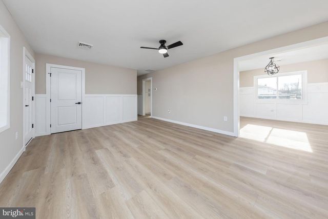 240 ELM AVE, Woodbury Heights, NJ 08097