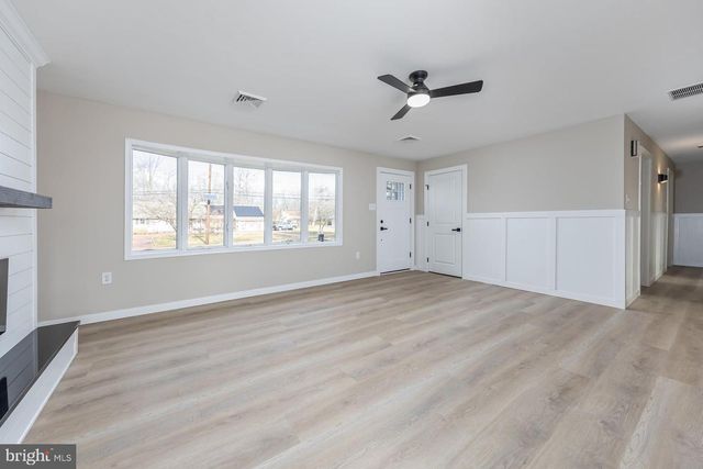 240 ELM AVE, Woodbury Heights, NJ 08097