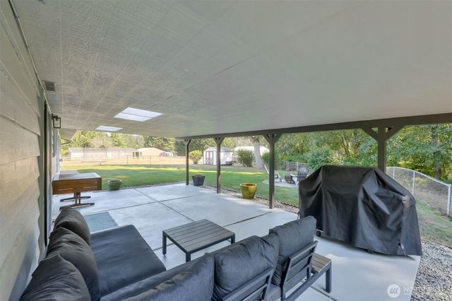 2102 Vine Road, Brier, WA 98036