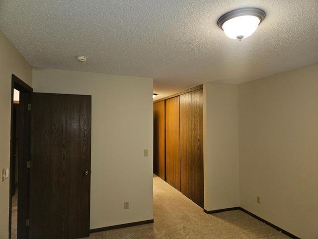 1855 Silver Bell Road 314, Eagan, MN 55122