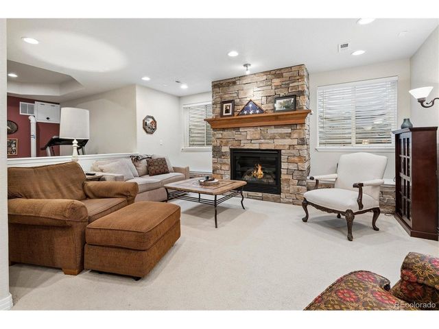 575 Roslyn St, Denver, CO 80230