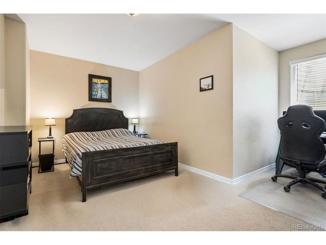 575 Roslyn St, Denver, CO 80230