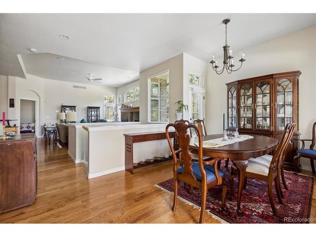 575 Roslyn St, Denver, CO 80230