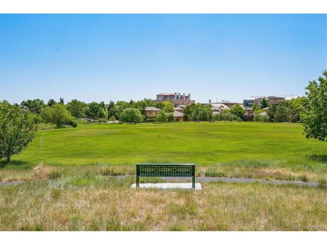 575 Roslyn St, Denver, CO 80230