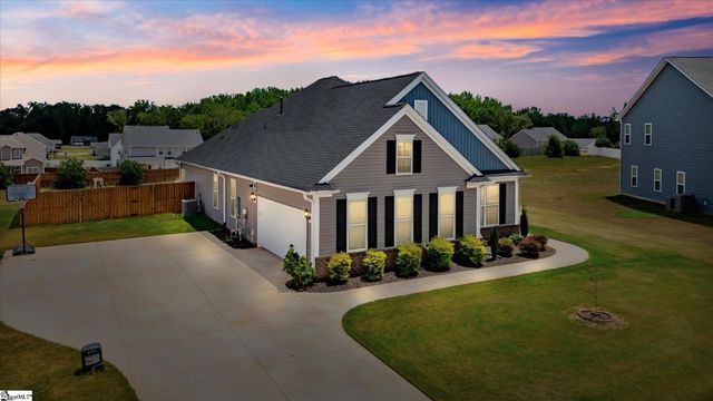 315 Valley Oak Drive, Belton, SC 29627