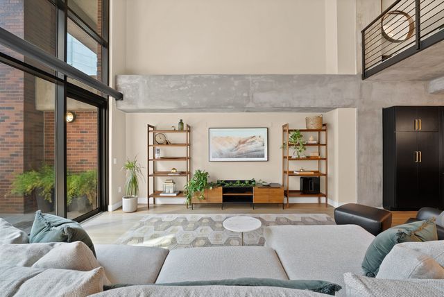 1999 Mckinney Avenue 1002, Dallas, TX 75201