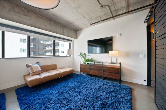 1999 Mckinney Avenue 1002, Dallas, TX 75201