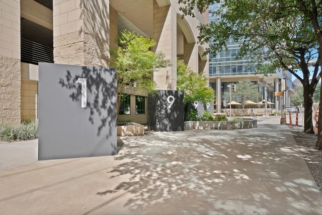 1999 Mckinney Avenue 1002, Dallas, TX 75201