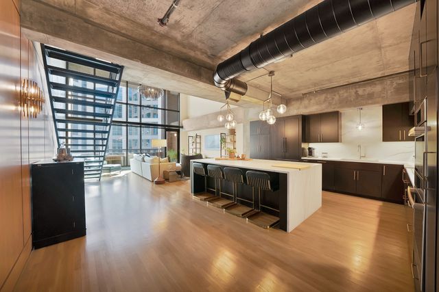 1999 Mckinney Avenue 1002, Dallas, TX 75201