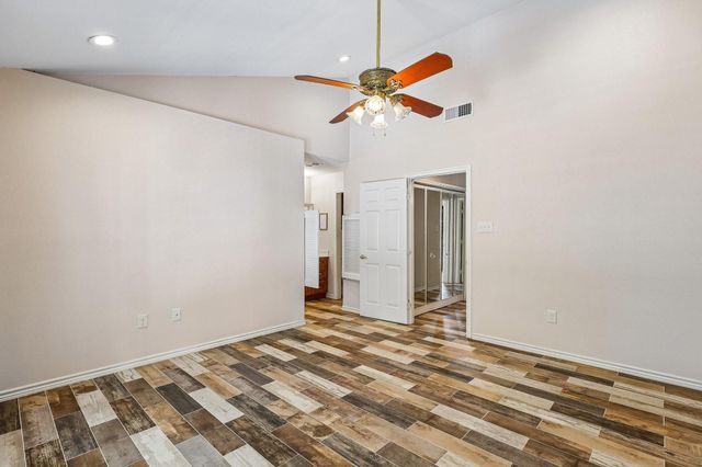 1109 Winding Way Drive, Friendswood, TX 77546