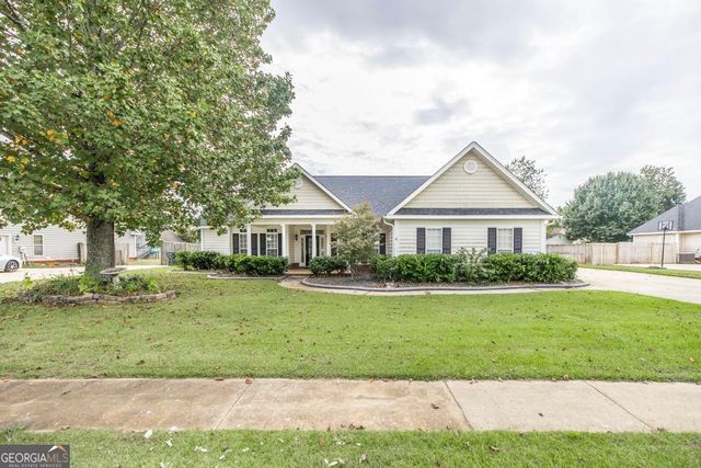204 Lovorn Circle, Warner Robins, GA 31088