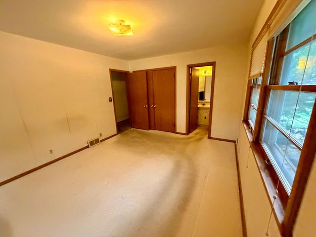 4713 Virginia Ln, Edina, MN 55424