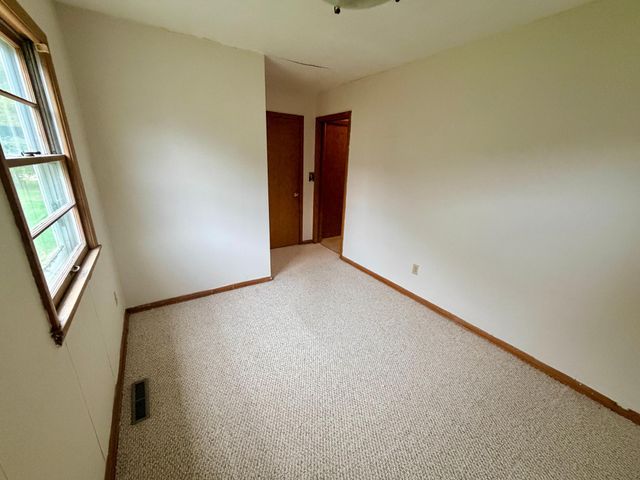 4713 Virginia Ln, Edina, MN 55424