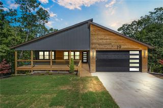 19 Fountainhall Lane, Bella Vista, AR 72715