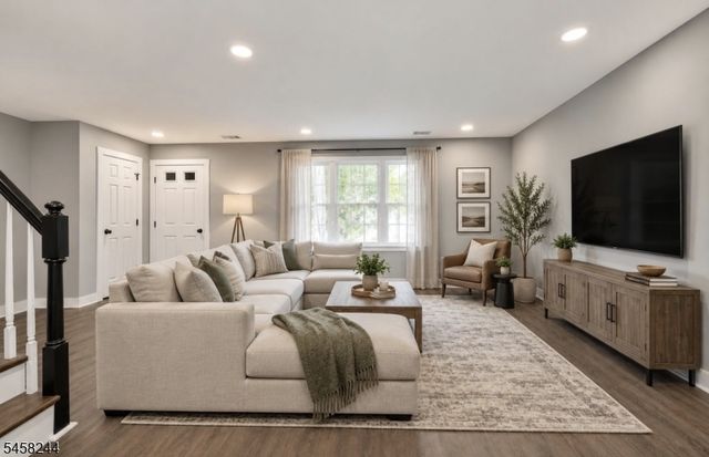 68 SASSAFRAS COURT, North Brunswick Twp., NJ 08902