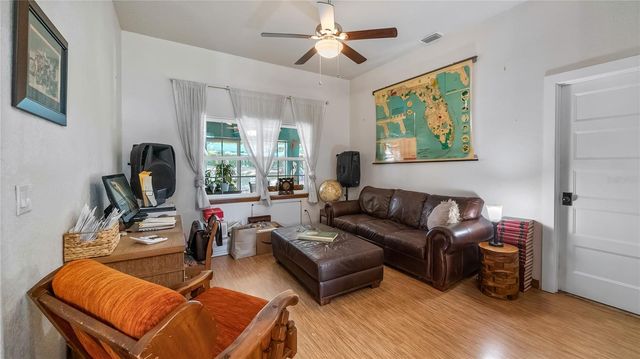 10949 POINCIANA DRIVE, Clermont, FL 34711