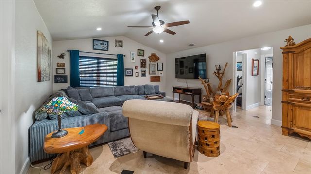 10949 POINCIANA DRIVE, Clermont, FL 34711