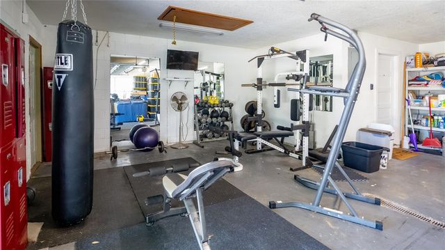 10949 POINCIANA DRIVE, Clermont, FL 34711