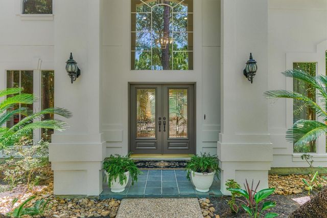 7 Clarion Ridge, The Woodlands, TX 77382