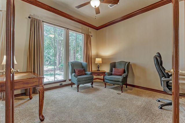 7 Clarion Ridge, The Woodlands, TX 77382