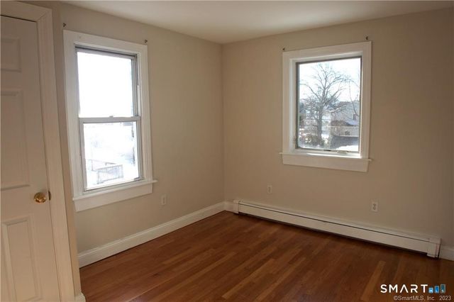 81 Longfellow Avenue 2nd flr, Fairfield, CT 06825