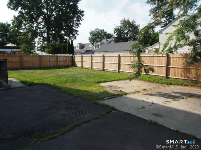 81 Longfellow Avenue 2nd flr, Fairfield, CT 06825
