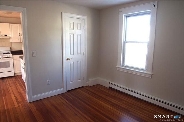 81 Longfellow Avenue 2nd flr, Fairfield, CT 06825