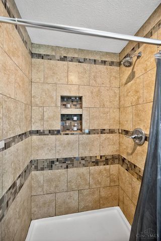 1372 Gumbert Drive, Batavia Twp, OH 45102