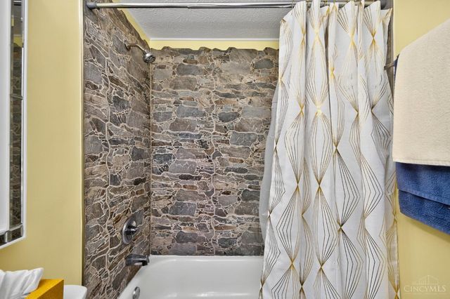 1372 Gumbert Drive, Batavia Twp, OH 45102