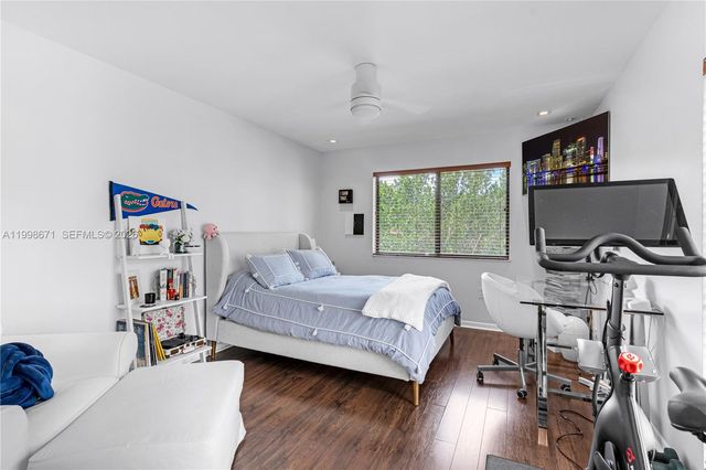 10137 Costa Del Sol Blvd A-57, Doral, FL 33178