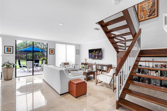 10137 Costa Del Sol Blvd A-57, Doral, FL 33178